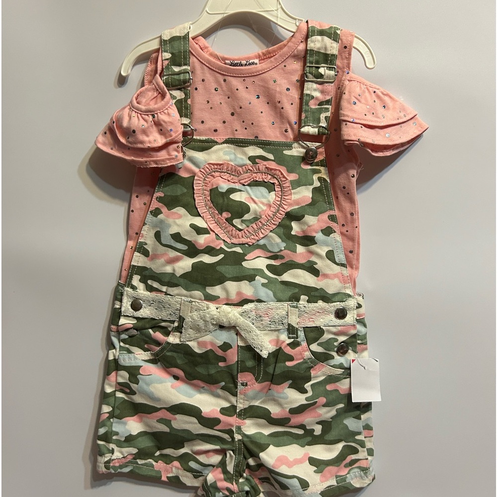Overall set camouflaged colors pink with green and white pink heart in middle
